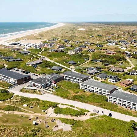Rigtig Paen Og Hyggelig Sj3111 Henne Strand