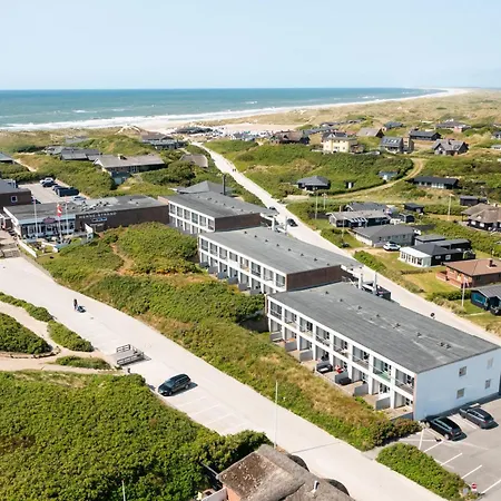 Rigtig Paen Og Hyggelig Sj3111 Henne Strand